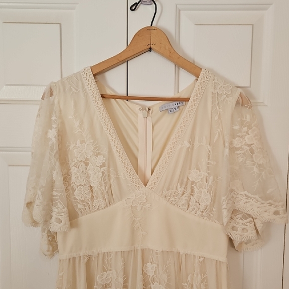Baltic Born Cream Lace Midi Dress - Picture 2 of 8